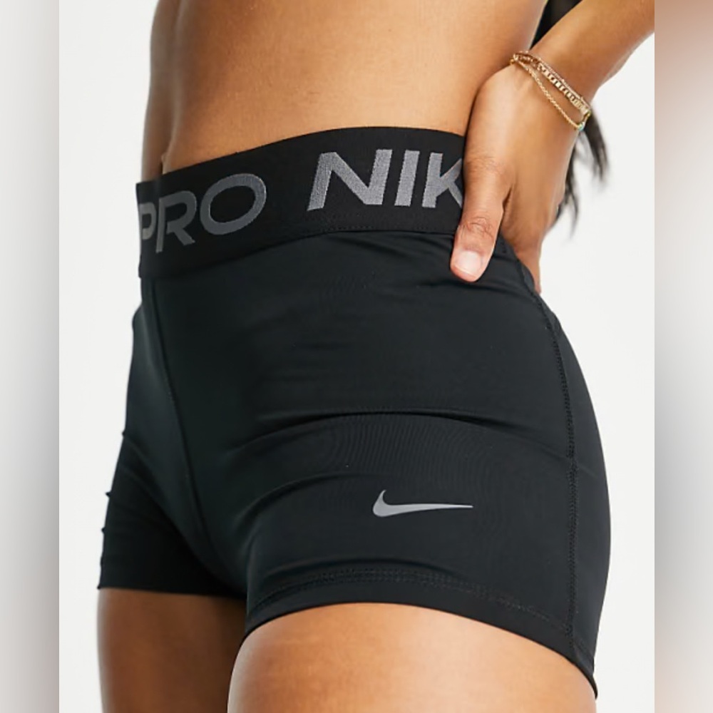 Like new Nike Pro shorts